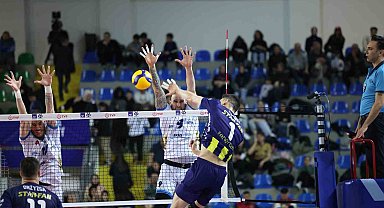 2025 Erkekler AXA Sigorta Kupa Voley: Fenerbahçe: 3 - Arkas Spor: 1