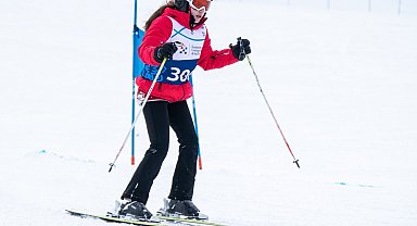 2025 Özel Olimpiyatlar Dünya Kış Oyunları'nda milli sporculardan madalya yağmuru