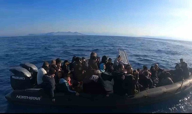 29'u çocuk 64 düzensiz göçmen ve 2 göçmen kaçakçısı yakalandı