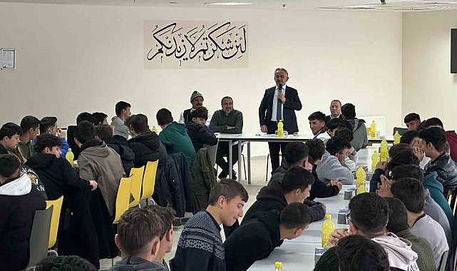 'İftarda Konuşalım' programı söyleşilerle devam ediyor