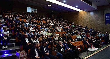 'İlham Veren Kadınlar Zirvesi' yoğun ilgi gördü