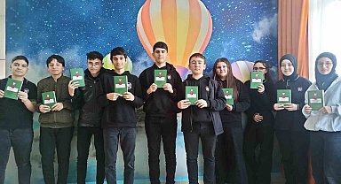 'Oku-yorum' projesi Soma'da okuma alışkanlıkları artıyor