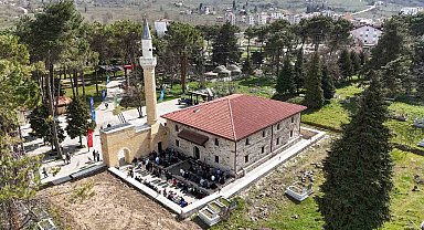 600 yıllık tarihi cami restorasyonun ardından ibadete açıldı