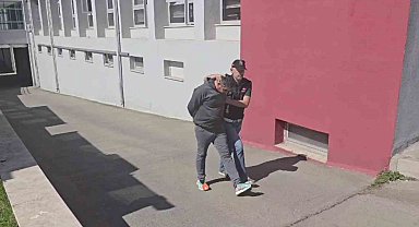 71 kilo uyuşturucu yapacak hammaddeyle yakalandı "İçiciyim" dedi