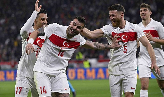 Abdülkerim Bardakcı 2. gol sevincini yaşadı