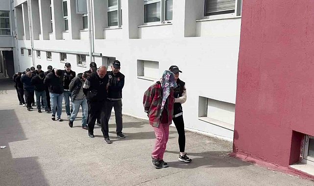 Adana'da 40 uyuşturucu satıcısı tutuklandı
