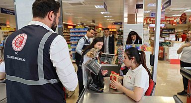 Adana'da bayram öncesi marketlerde fahiş fiyat ve etiket denetimi