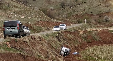 Adıyaman'da hafif ticari araç şarampole yuvarlandı: 5 yaralı