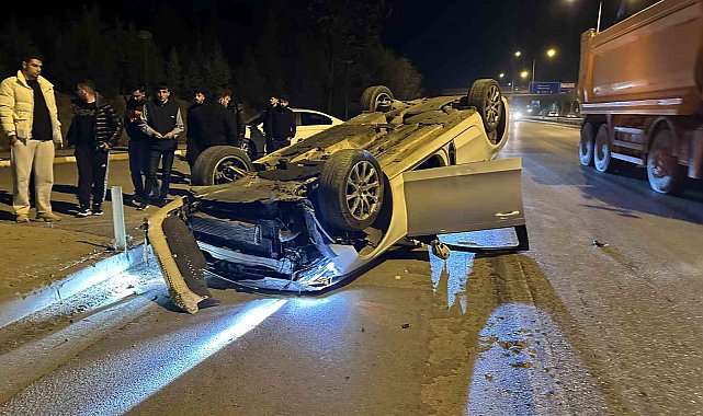 Adıyaman'da otomobil takla attı: 2 yaralı