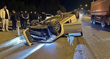 Adıyaman'da otomobil takla attı: 2 yaralı