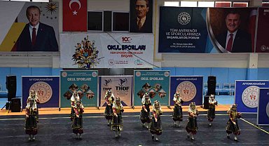 Afyonkarahisar'da kulüpler arası halk oyunları yarışması sona erdi