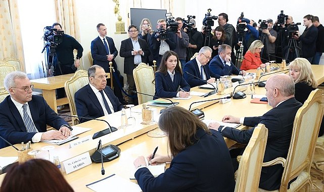 AGİT Genel Sekreteri Sinirlioğlu, Rusya Dışişleri Bakanı Lavrov ile bir araya geldi