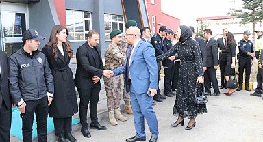 Ağrı Emniyet Müdürü İpar, emniyet mensuplarıyla bayramlaştı