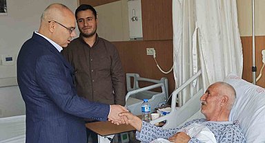 Ağrı Valisi Koç bayram ziyaretlerini gerçekleştirdi