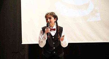 Ağrılı ortaokul öğrencileri Peygamberimizin hayatını en güzel anlatmak için yarıştı