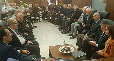 AK Parti Genel Merkezden Zekiye Tekin'e ziyaret