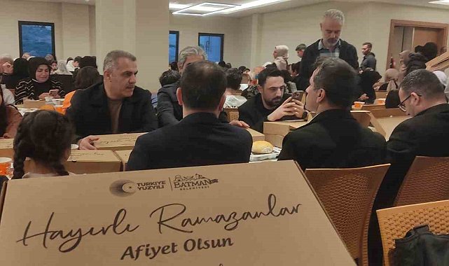 AK Parti İl Başkanı Şansi, yetimlerle iftarda bir araya geldi