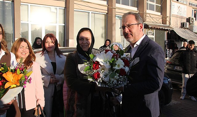 AK Parti İzmir Milletvekili Kasapoğlu, Kula AK Parti'nin düzenlediği iftara katıldı