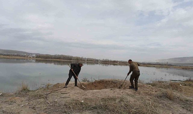 Akkaya Barajı'ndaki kaçak avcı kulübeleri yıkıldı