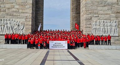 AKUT'tan Çanakkale Şehitliği'ne ziyaret