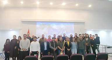 Alanya Üniversitesi Âşık Veysel'i unutmadı