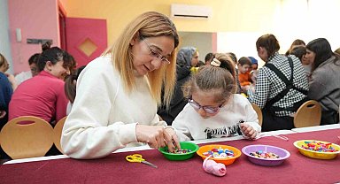 Alanya'da atıklar atölyede sanata dönüştürülüyor