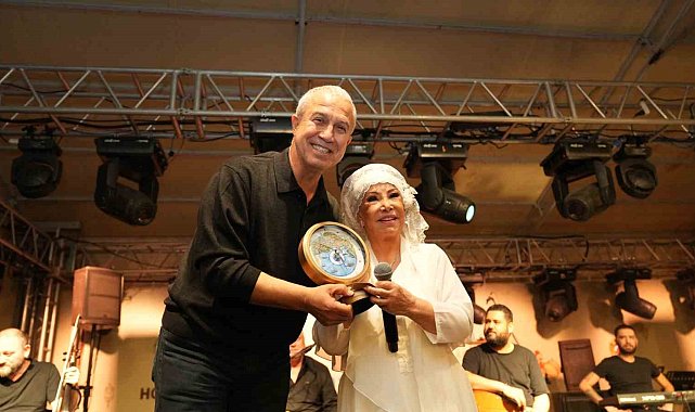 Alanya'da Bedia Akartürk rüzgarı esti