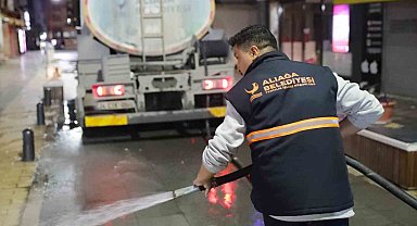 Aliağa Belediyesinden bayram öncesi temizlik