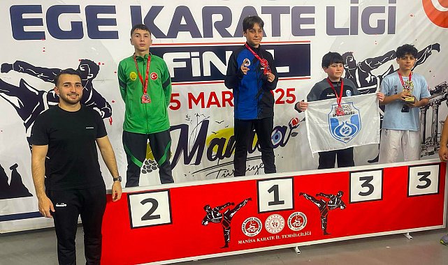 Aliağa'nın genç sporcuları madalyalarıyla döndü
