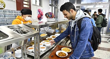 Ankara Büyükşehir öğrencilerin ramazanda da yanında