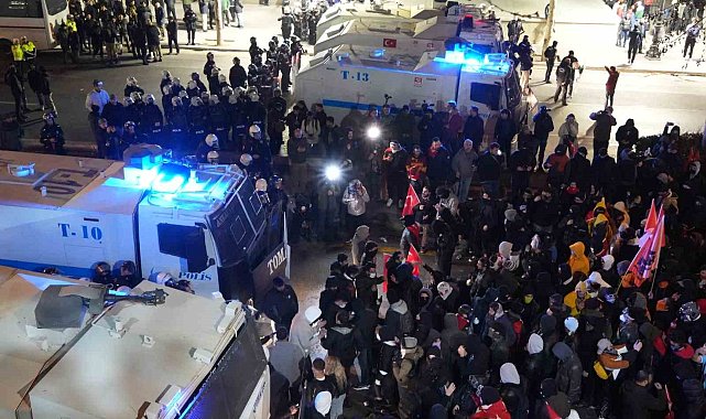Ankara'da, Ekrem İmamoğlu'nun tutuklanması protesto edildi