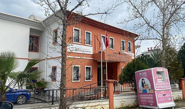 Antalya'da Aile Sağlığı Merkezi'nin klima dış ünitesini çaldılar