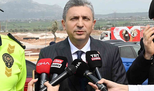 Antalya'da bayram yoğunluğu: Kent girişinde araç kuyrukları oluştu
