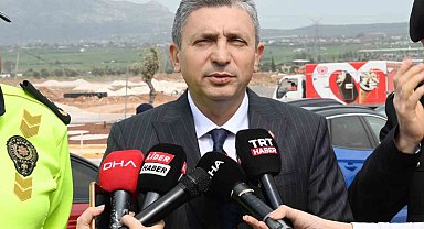 Antalya'da bayram yoğunluğu: Kent girişinde araç kuyrukları oluştu