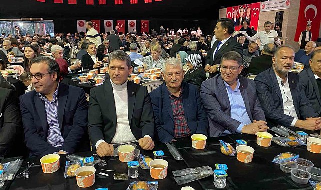Antalya'da MHP'liler iftar yemeğinde buluştu