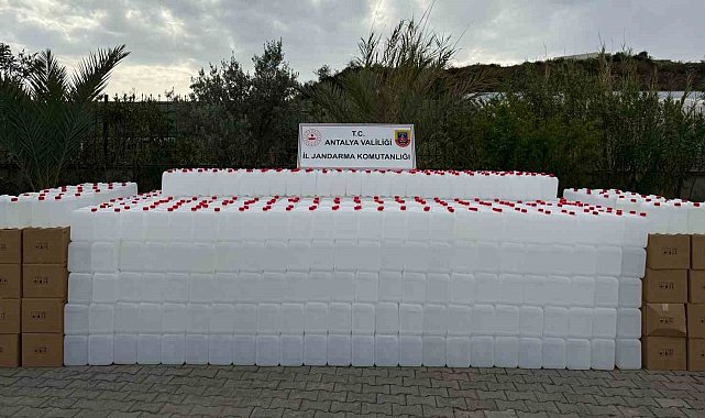 Antalya'da sahte alkol operasyonunda 20 bin litre etil alkol ele geçirildi