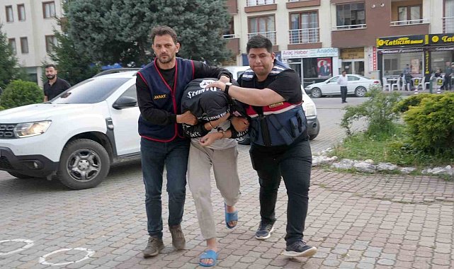 Aracına bindiği taksiciyi öldüren sanık müebbet hapis cezasına çarptırıldı