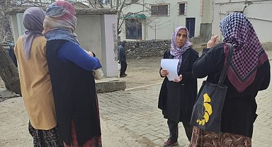 Arıcak'ta anne ve adaylarına normal doğum farkındalığı