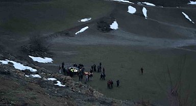 Artvin'de trafik kazası: 1 ölü, 1 yaralı