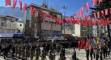 Artvin'in düşman işgalinden kurtuluşunun 104'nci yılı coşkuyla kutlandı