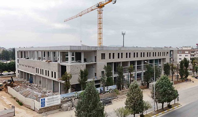 Aydın Büyükşehir Belediyesi Mimar Sinan Kapalı Spor Salonu inşaatı hızla sürüyor