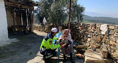 Aydın'da jandarma ekipleri kadınları unutmadı