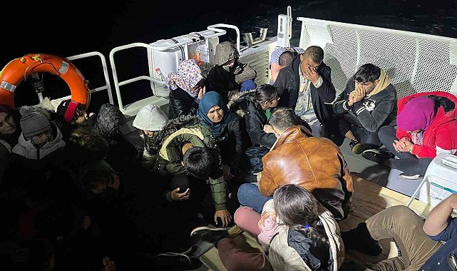 Ayvacık açıklarında 23 kaçak göçmen yakalandı