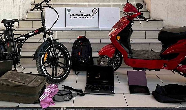 Ayvalık'ta 3 ev ve bir resmi kuruma dadanan hırsız polisten kaçamadı