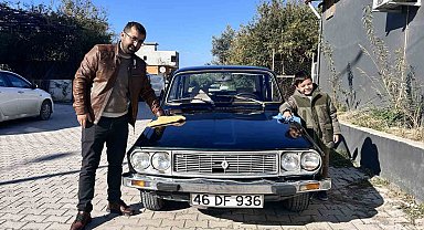 Baba yadigarını gördüğü rüyalar üzerine 15 yıl sonra bulup, uzun uğraşlarla satın aldı