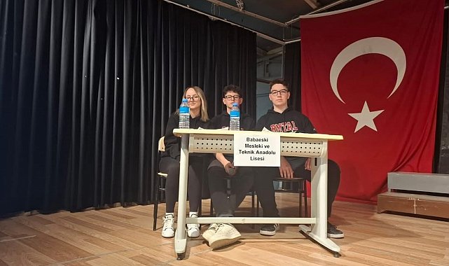Babaeski'de liseler arası münazara etkinliği yapıldı