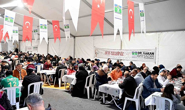 Bahçelievler Belediyesi Ramazan ayı boyunca sosyal yardım ve etkinlik programları düzenledi