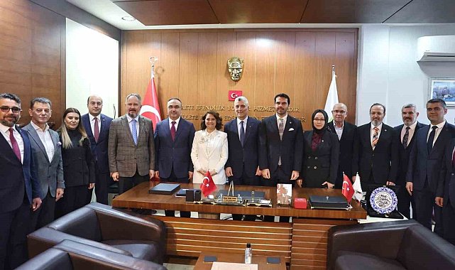 Bakan Bolat, Ergene'de vatandaşlarla iftarda bir araya geldi