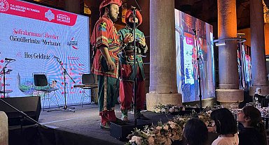 Bakan Ersoy, düzenlenen iftar programına katıldı