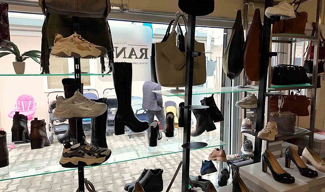 Bakan Kurum'dan kadınlar günü paylaşımı